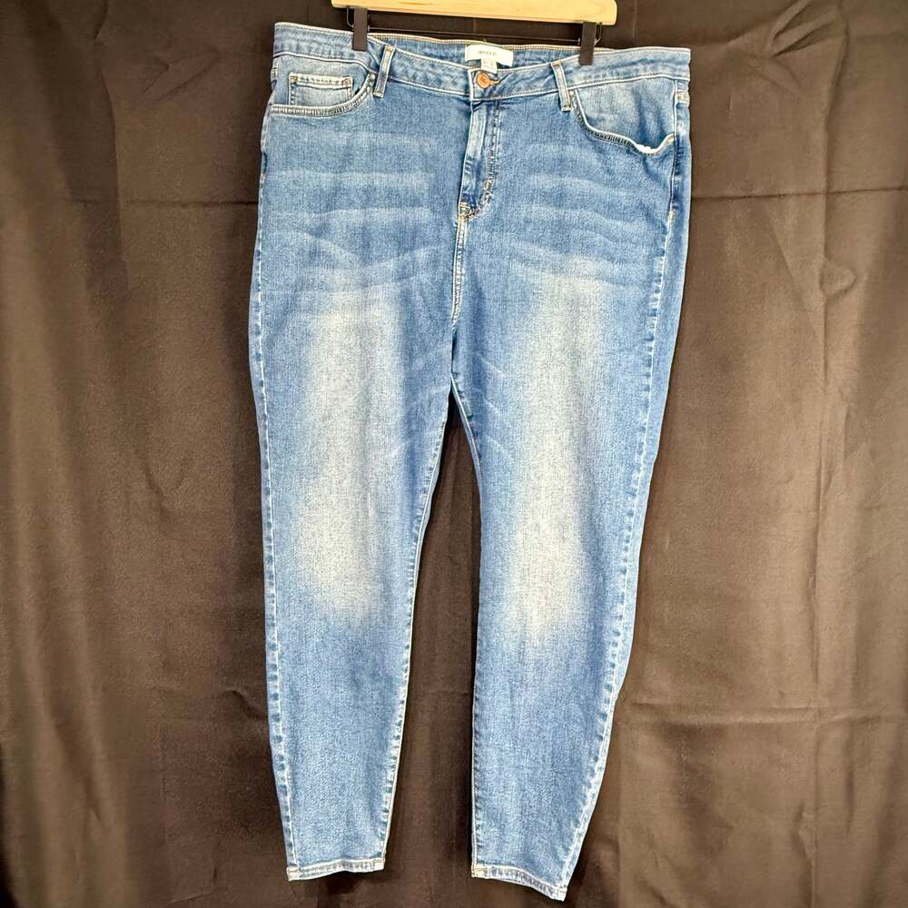 Forever 21+ Women’s Jeans Size 18 Blue‎ Skinny Straight Leg Denim